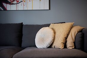 Zephyr 3-Bedroom Apartment in Athens