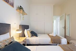 Zephyr 3-Bedroom Apartment in Athens