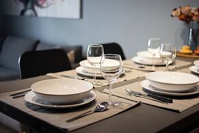 Zephyr 3-Bedroom Apartment in Athens