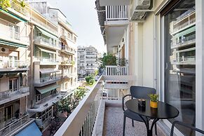 Zephyr 3-Bedroom Apartment in Athens