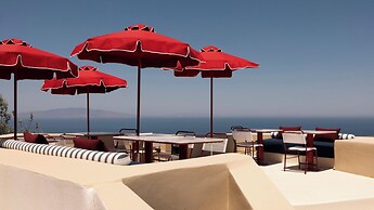 Neema Maison Finikia Santorini