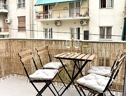 Siga-siga Luxury Acropolis Apt