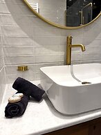 Siga-siga Luxury Acropolis Apt