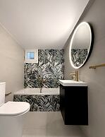 Siga-siga Luxury Acropolis Apt