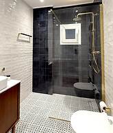 Siga-siga Luxury Acropolis Apt