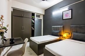 Housr Q City Hyderabad Near US Consulate