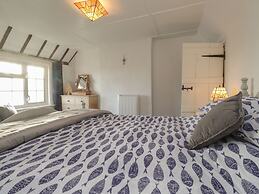 3 Seaview Cottages