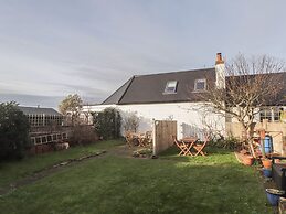 3 Seaview Cottages