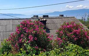 Luxury apartment Ivone with balcony