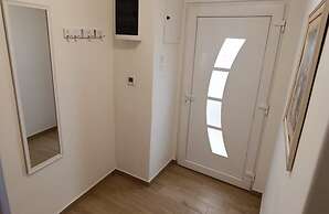Luxury apartment Ivone with balcony