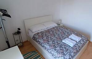 Luxury apartment Ivone with balcony