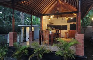 Dhanya Villa Karangasem