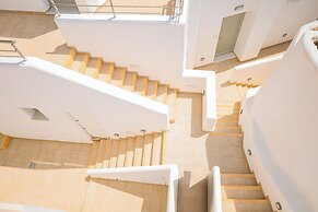 Xaravgi resort suites