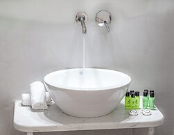 Xaravgi resort suites