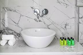 Xaravgi resort suites