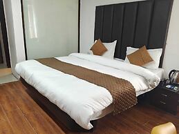 Hotel Roshie Mall Road Mussoorie