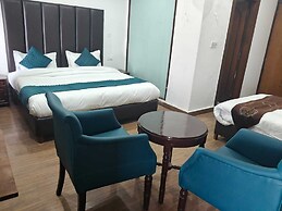 Hotel Roshie Mall Road Mussoorie