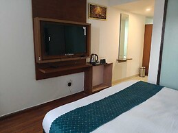 Hotel Roshie Mall Road Mussoorie