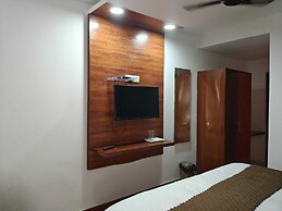 Hotel Roshie Mall Road Mussoorie