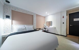 Songdo Yam Hotel