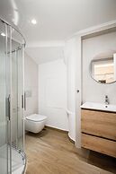 Nr 8 Ypapantis Deluxe Suites