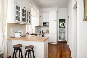 Nr 8 Ypapantis Deluxe Suites