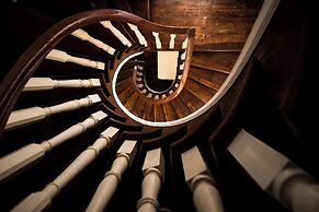 Nr 8 Ypapantis Deluxe Suites