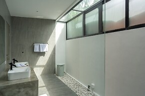 Lotus - 3-Bedroom Villa