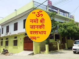 LALLA HOME STAY AYODHYA