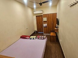 New Bhabani Hotel