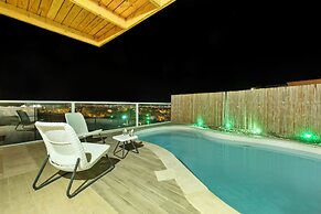 Sea View Beach Penthouse by Sea N' Rent