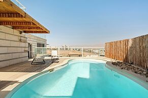 Sea View Beach Penthouse by Sea N' Rent