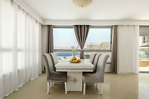 Sea View Beach Penthouse by Sea N' Rent