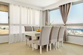 Sea View Beach Penthouse by Sea N' Rent