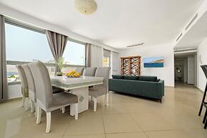 Sea View Beach Penthouse by Sea N' Rent