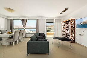 Sea View Beach Penthouse by Sea N' Rent