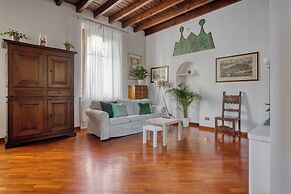 Inviting flat near the city centre