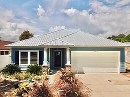 Beach House - Lazee Daze by PHG