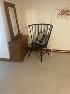 The White House Evgrious, Sleeps 4, Close to Beach