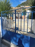 The White House Evgrious, Sleeps 4, Close to Beach