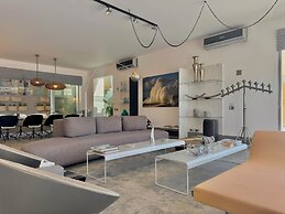 Shatt El Reewa Villa