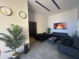 Fourpoints Airport Hotel