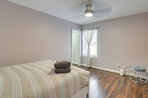 11 Mi to Dtwn: Family Home in Houston!
