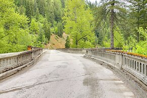 Hike & Fish: Mountain Getaway in Avery!