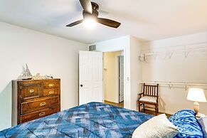 Lake of the Ozarks Home w/ Boat Dock & Kayaks