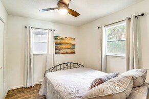 Lake of the Ozarks Home w/ Boat Dock & Kayaks