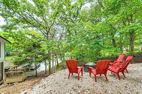 Lake of the Ozarks Home w/ Boat Dock & Kayaks