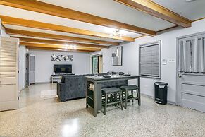 Walk to Graceland: Spacious Memphis Home!