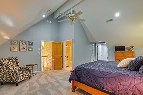 Lake Anna Retreat w/ Dock Access: Boating & Bbqs!