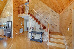 Lake Anna Retreat w/ Dock Access: Boating & Bbqs!